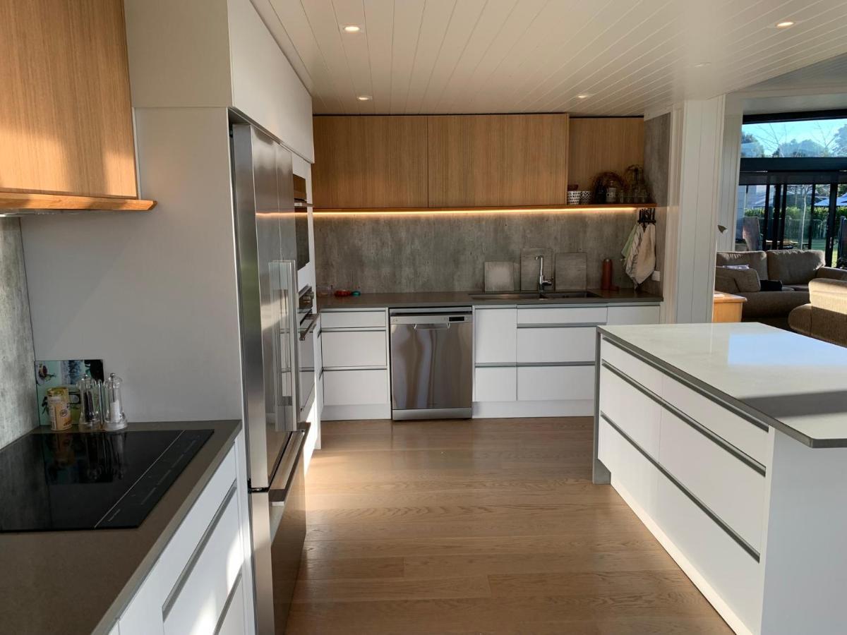 The Admiral Apartment Cooks Beach Luaran gambar